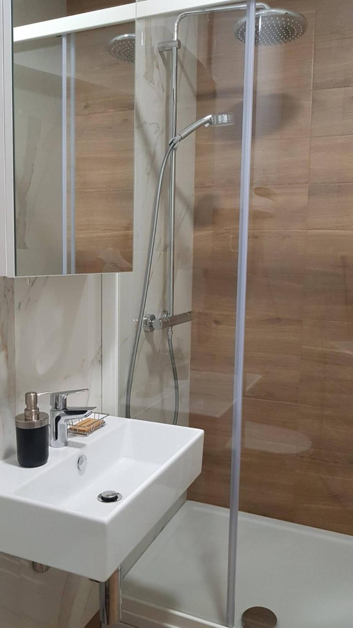 Apartment Cozy In Center With Mountain Views Budva